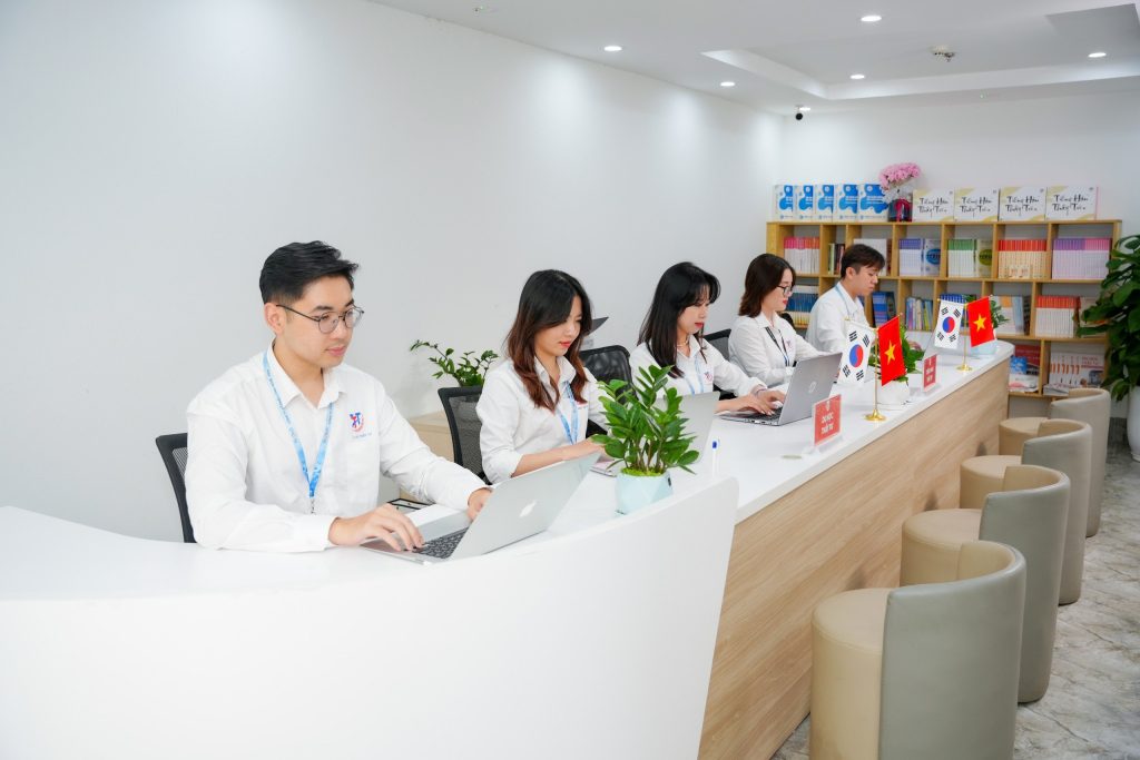 Giao tiếp tiếng Hàn lễ tân