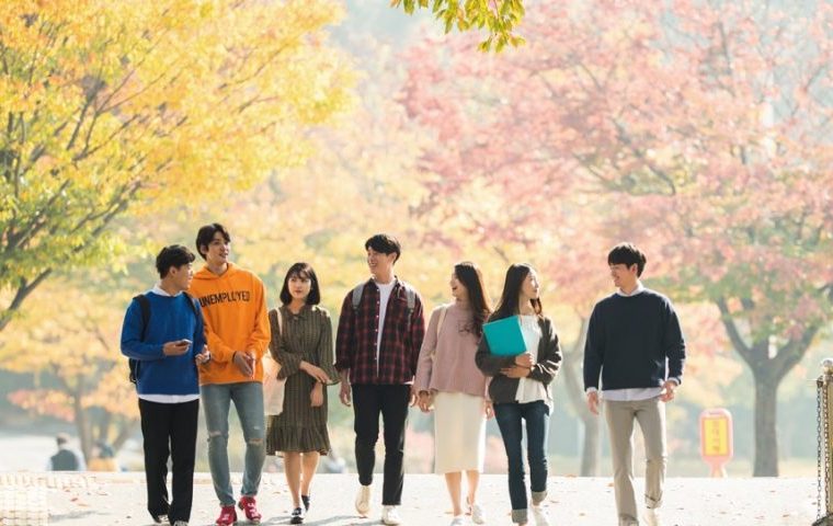 Đại học hàn Quốc học mấy năm